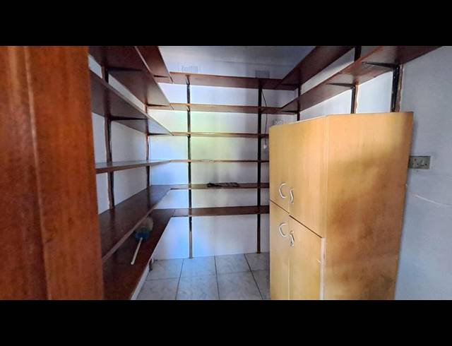 5 BEDROOM PROPERTY TO RENT IN BLUFF